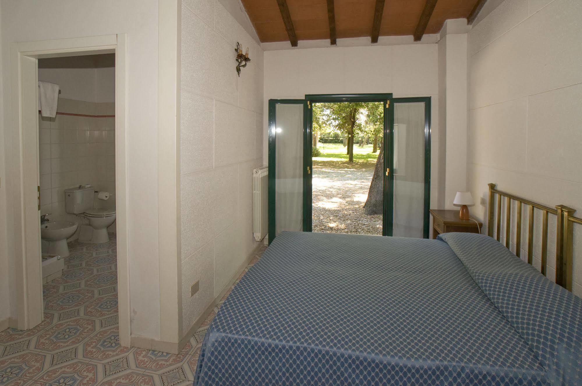 Razza Del Casalone Guest House Grosseto Eksteriør bilde